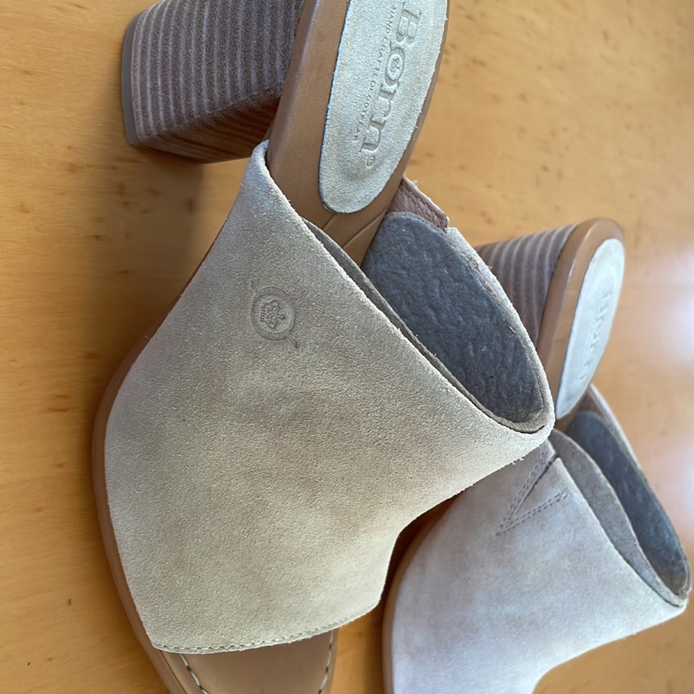 BORN Suede Sandal Heels Genuine Leather Tan Chunky Heel Shoes NWOT Size 7 - Picture 4 of 9